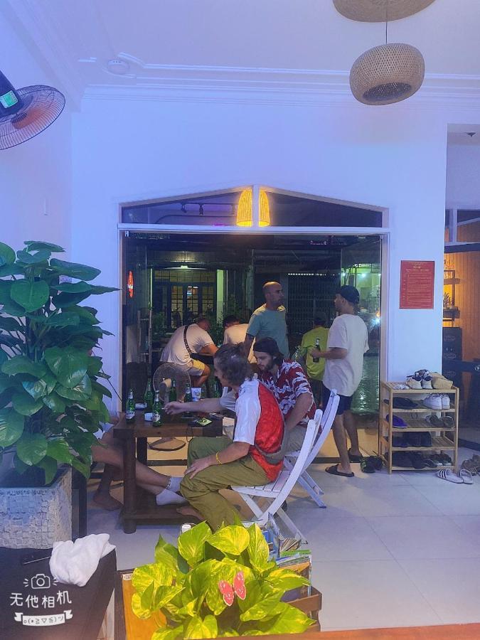 Dom Hostel And Bar هوي ان المظهر الخارجي الصورة